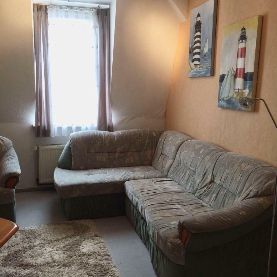 Apart Ferienwohnung Warnemunde Rostock Bagian luar foto