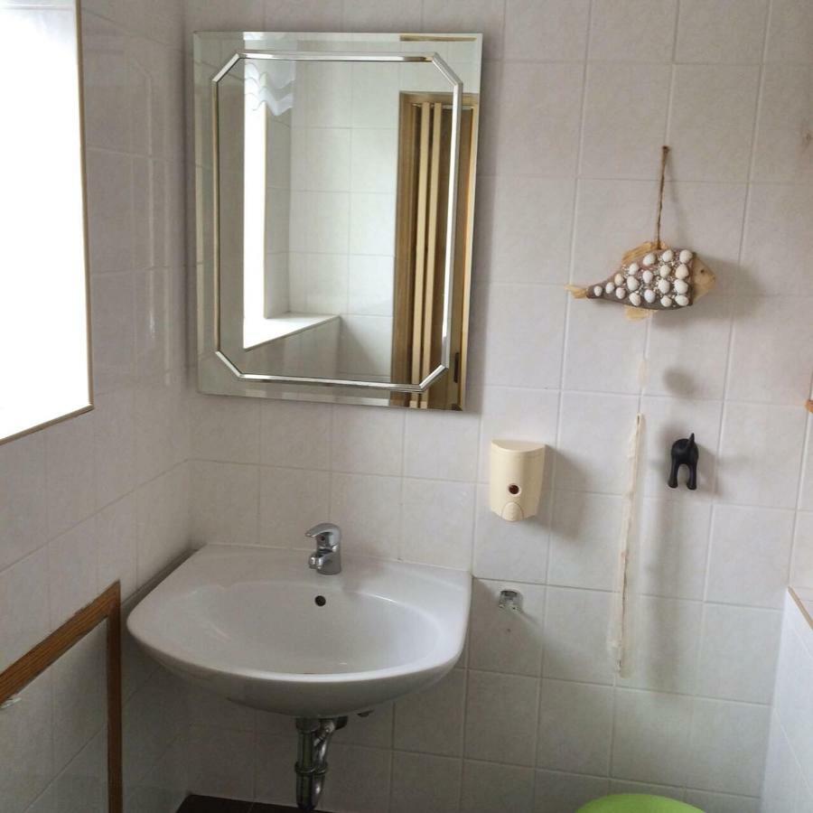 Apart Ferienwohnung Warnemunde Rostock Bagian luar foto